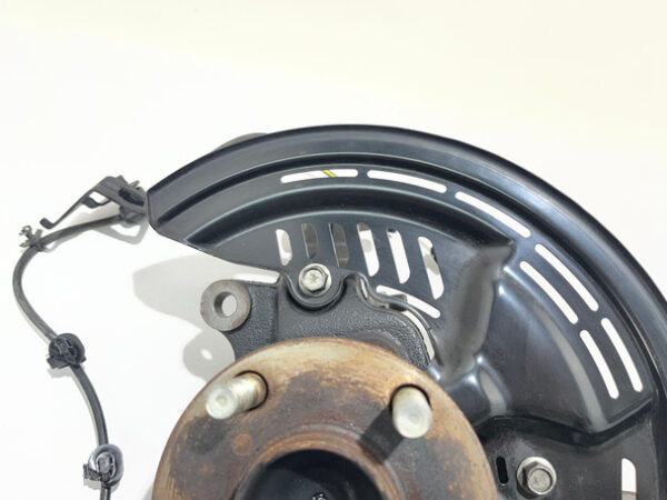 2013-2020 Scion FRS / Subaru BRZ / Toyota 86 Driver Front Spindle Hub / 78K FB053