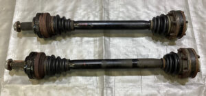 2001-2006 E46 BMW M3 Rear CV Axles / Half Shafts / Pair *DAMAGE* / 95K M3018