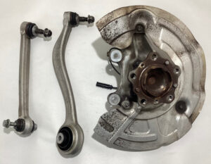 2015-2020 F80 F82 F87 BMW M2 M3 M4 Passenger Front Spindle Hub w/ Control Arms / 95k / F8M06