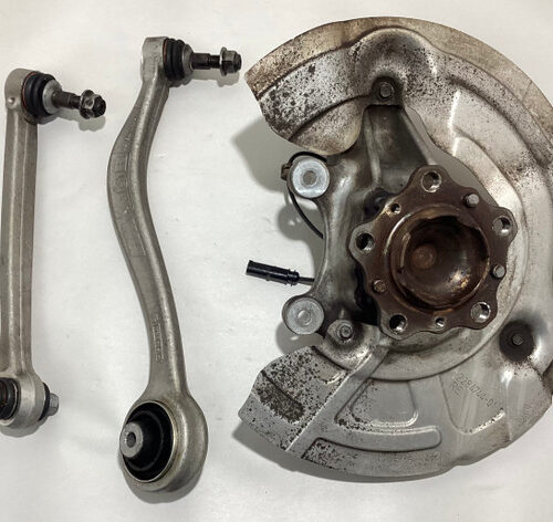 2015-2020 F80 F82 F87 BMW M2 M3 M4 Passenger Front Spindle Hub w/ Control Arms / 95k / F8M06
