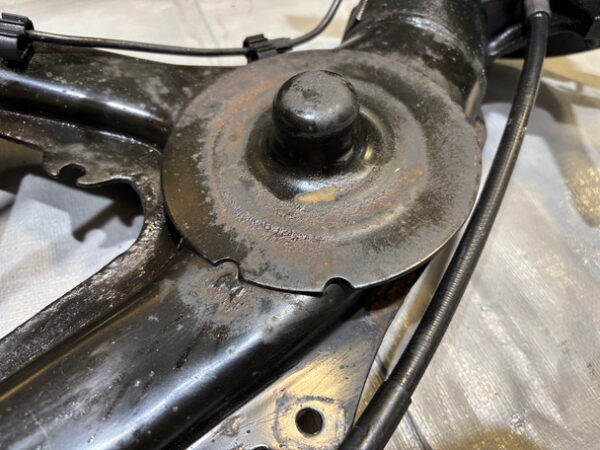 1997-2002 BMW Z3 Roadster Coupe Passenger Rear Trailing Arm / Hub Assembly / 101K Z3038