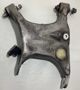 2006-2010 BMW M6 OEM Passenger Side Rear Lower Control Arm / M6005