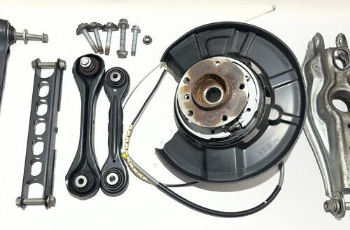 2008-2013 BMW 135i Passenger Rear Knee Spindle Wheel Hub & Control Arms / 70K B1013