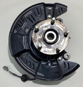 2022-2023 Subaru WRX Driver Front Knuckle / Hub Assembly / SW003