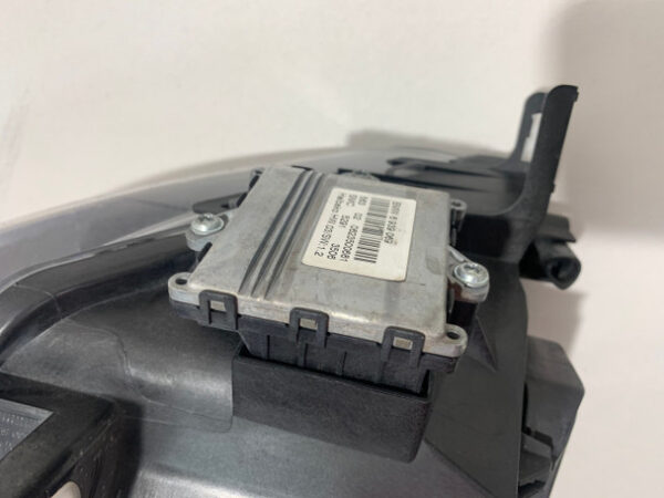 2004-2007 BMW M6 650i Driver Side Xenon HID Headlight / M6002