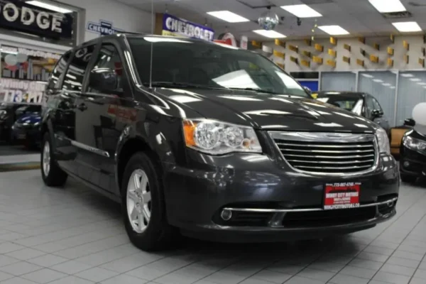 2012 Chrysler Town & Country Touring