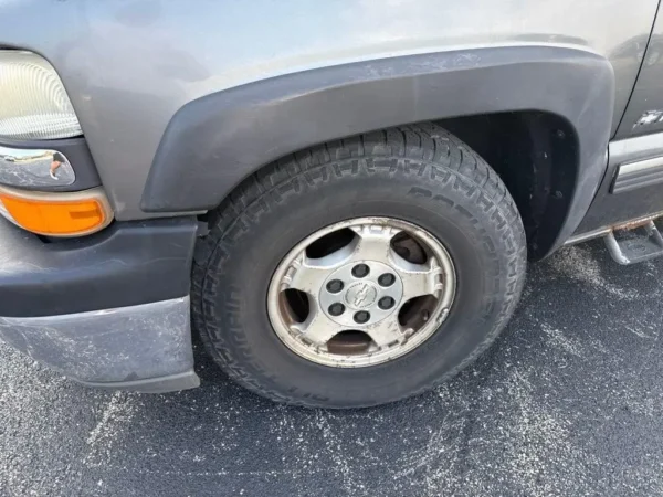 Gau37hOQhhWum00VjW9X9f_bNgc 2000 Chevrolet Silverado 1500 LS