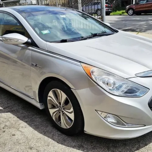 2015 Hyundai SONATA Hybrid Limited