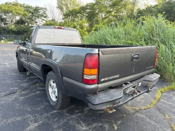 PAYpmcvERN_uWSAR3BqVJ2V5USk 2000 Chevrolet Silverado 1500 LS