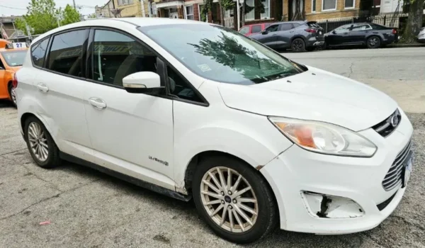 2013 Ford C-Max Hybrid SE