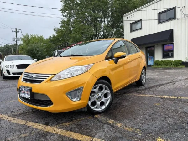 2011 Ford Fiesta SEL 4dr Sedan