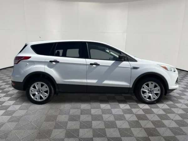 2013 Ford Escape S